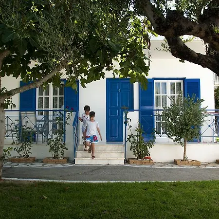 Akti Peroulia Apartment *